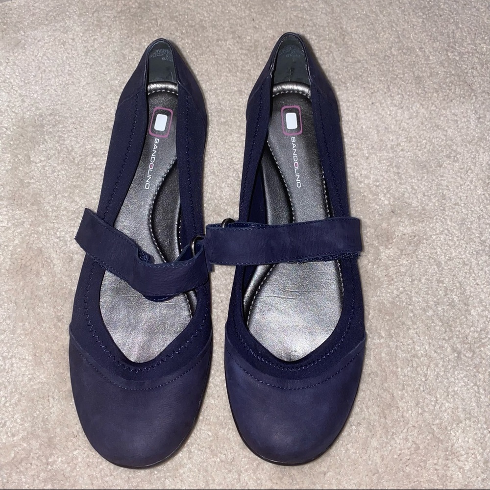 Bandolino Women's Natsuko Mary Jane Flat